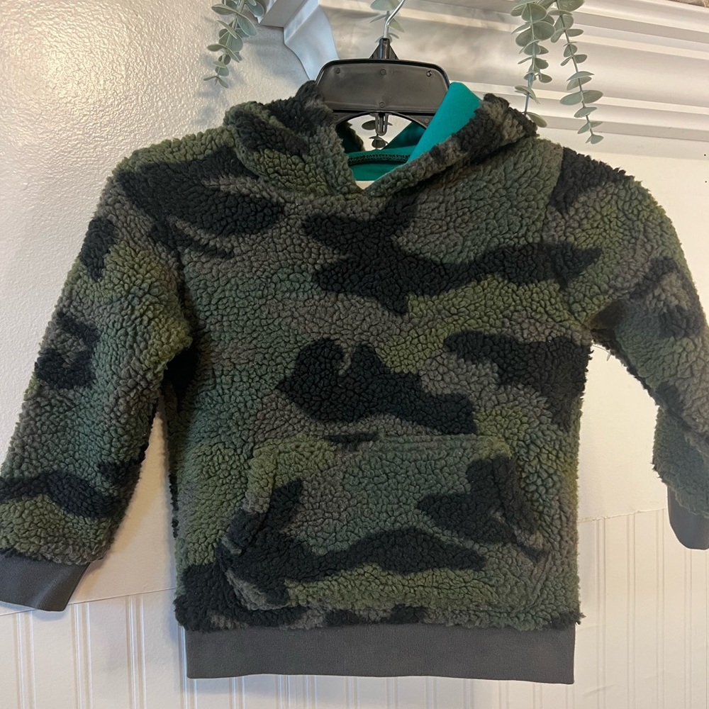 BODEN SHERPA HOODIE JACKET - CAMOUFLAGE / SIZE: 3-4YEARS